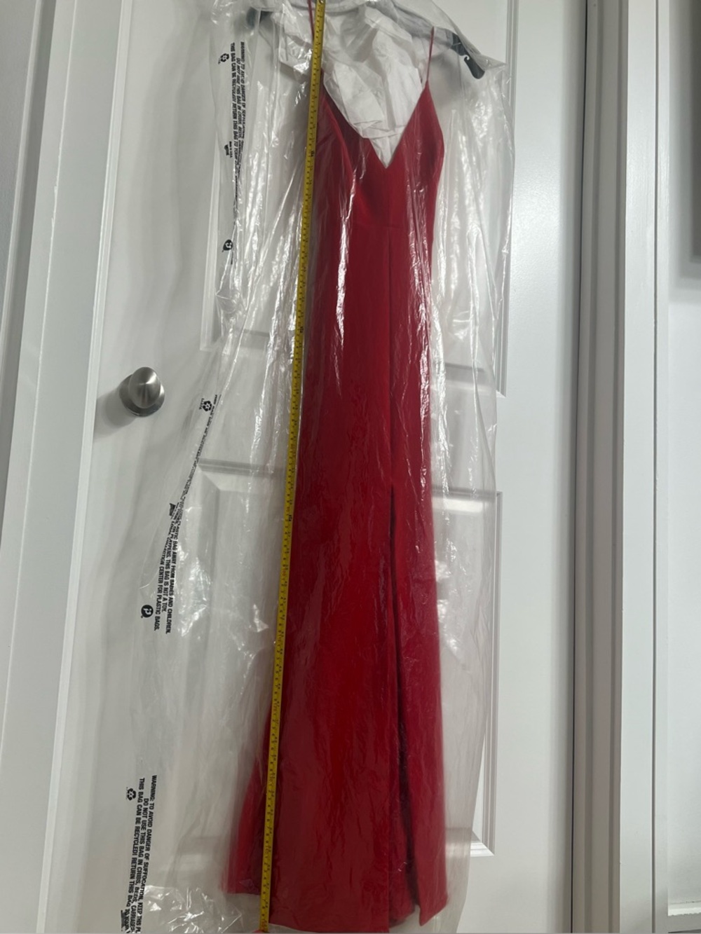 NWT Aidan Mattox Red Crepe Plunging V-Neck Gown Size 2 - Picture 5 of 9